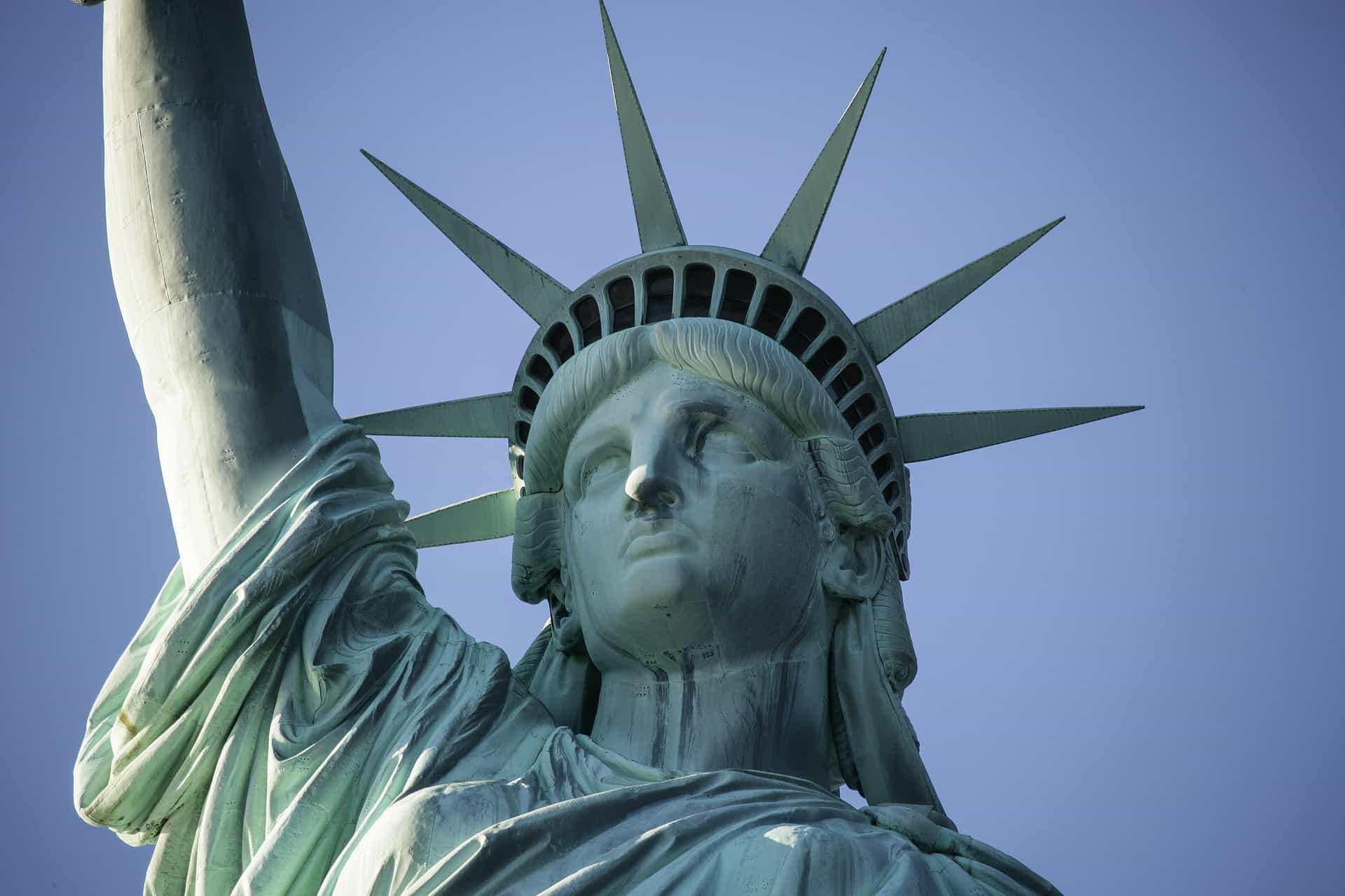 statue-of-liberty-828665_1920